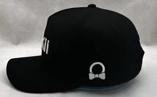 CAP Black & White Efesios
