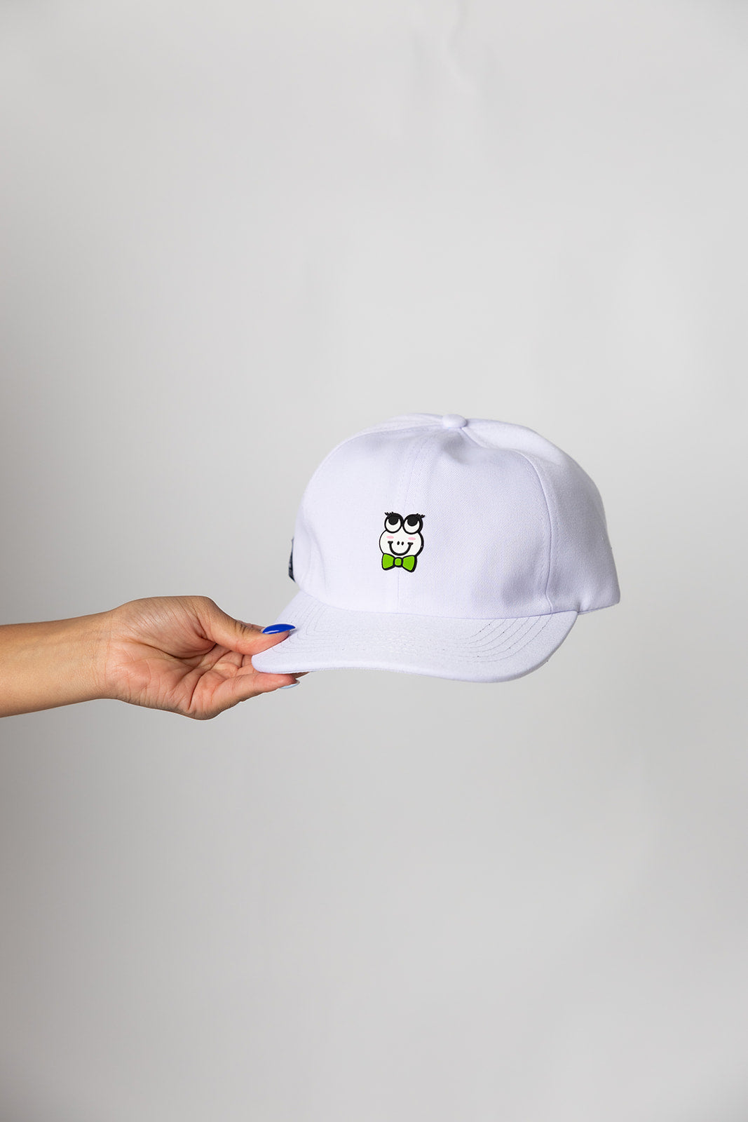 CAP Woman White