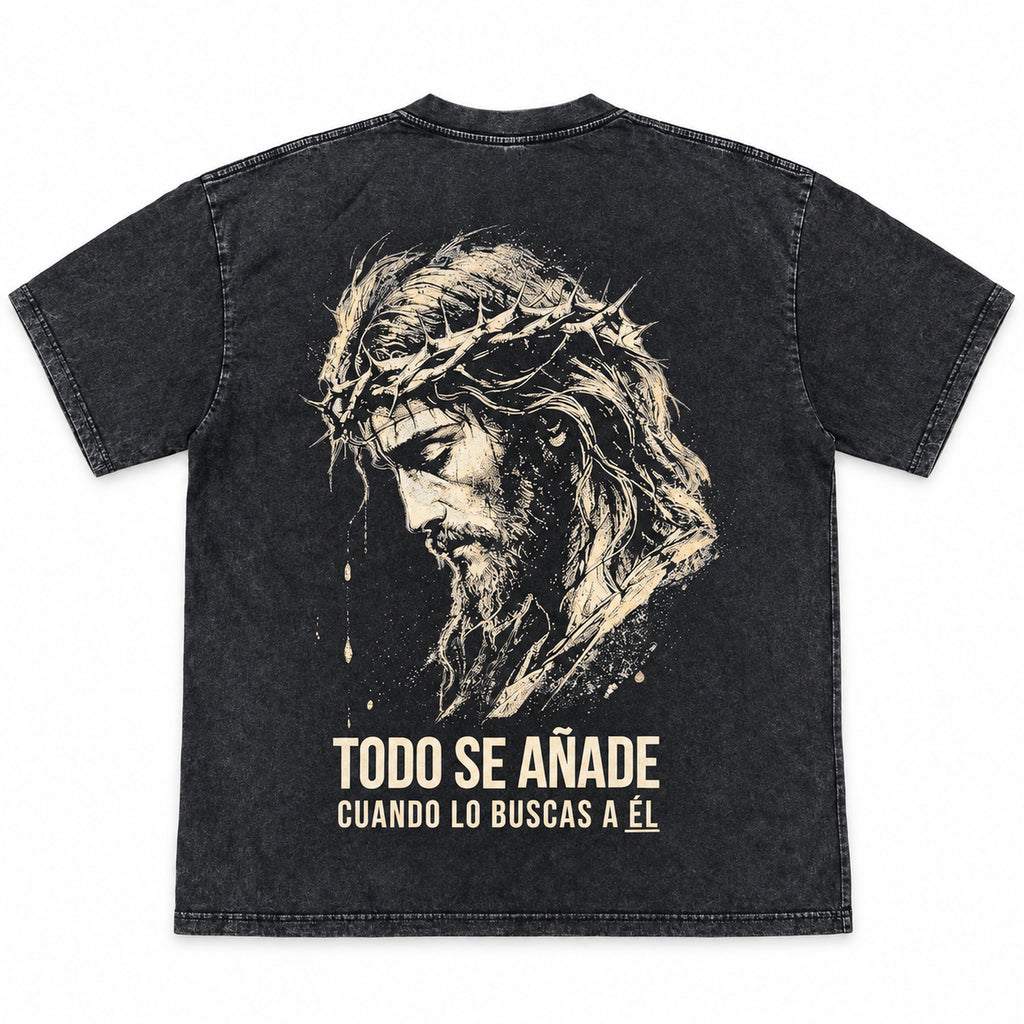 Mateo 6:33 black mineral wash Christian tee by Kokii Style – back graphic of Jesus with crown of thorns and Todo se añade cuando lo buscas a Él