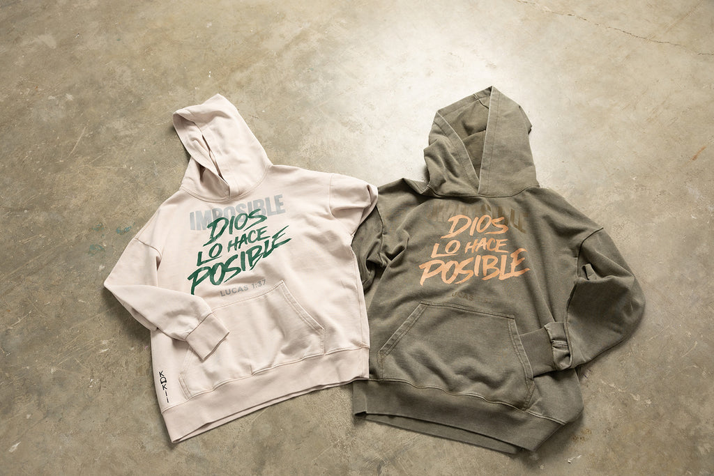 Lucas 1:37 Dios Lo Hace Posible hoodies in washed sand and washed olive – flat lay by Kokii Style